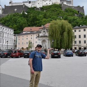 Meet your Posher, Chris